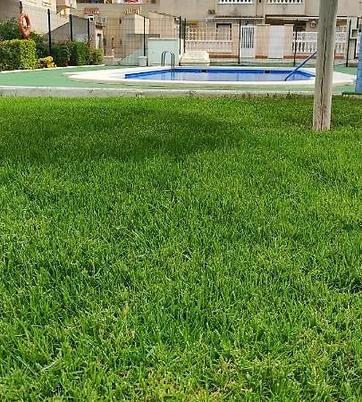 Parque Aromatico Con Dos Piscinas Apartament
