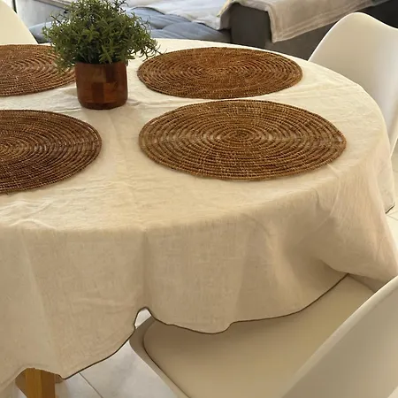 Parque Aromatico Con Dos Piscinas