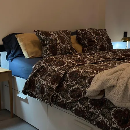 Parque Aromatico Con Dos Piscinas Lejlighed *