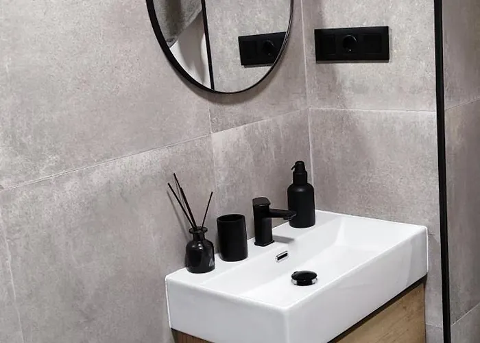 Parque Aromatico Con Dos Piscinas *