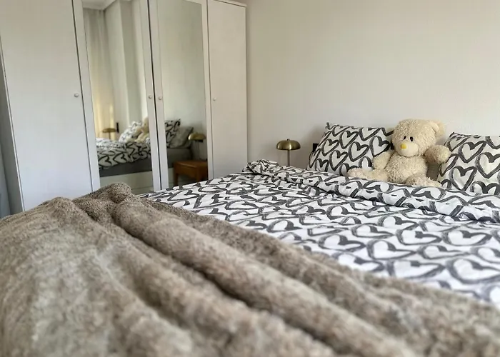 Parque Aromatico Con Dos Piscinas *