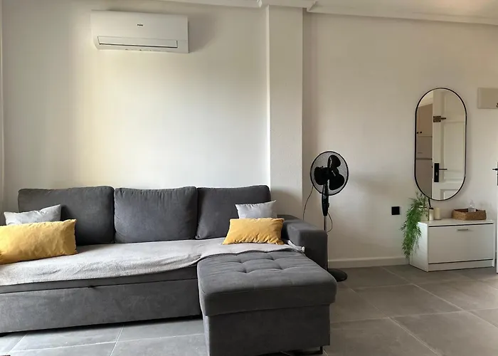 Parque Aromatico Con Dos Piscinas * Torrevieja