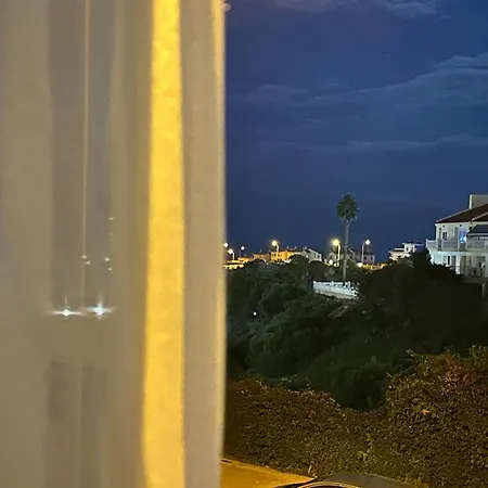 Апартаменти Parque Aromatico Con Dos Piscinas